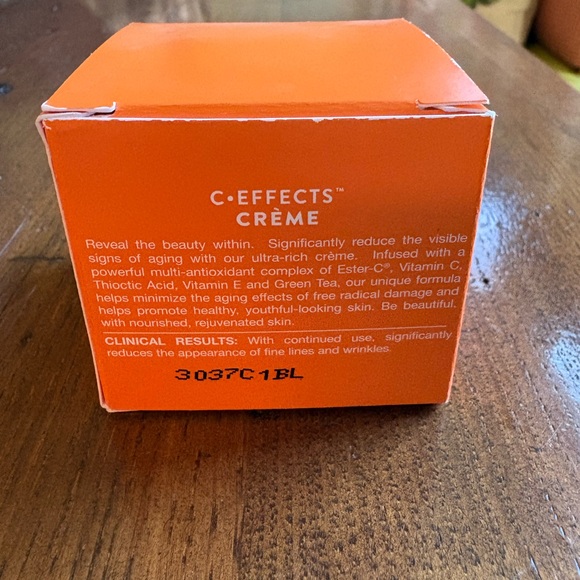 Jason C-Effects Creme New In Box - Picture 2 of 4